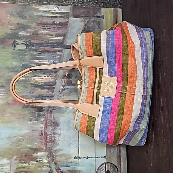 Coach Hamptons 10th Annv Archive Stripe Bag EUC - Picture 2 of 13